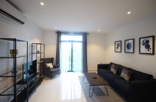Cantonments Hotel | Embassy Gardens - One Bed Standard Unit
