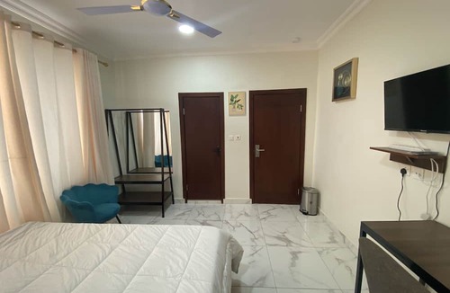 Aiyimensa Hotel | Post Ridge Hotel and Restaurant