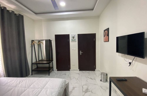Aiyimensa Hotel | Post Ridge Hotel and Restaurant