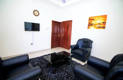 Kumasi Apartment | INDIGO COTTAGE