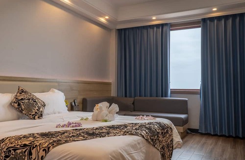North Ridge Hotel | G.C Royal Hotel