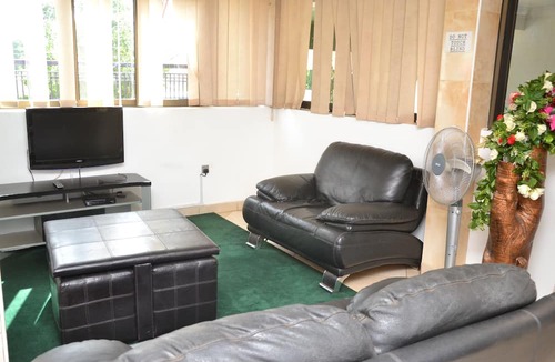 Nungua Hotel | Kaysens Grande Hotel