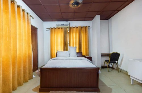 Kumasi Hotel | Okumah Hotel