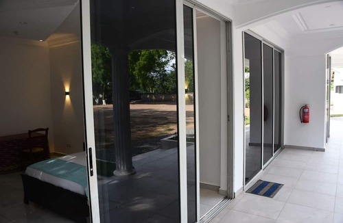 Akosombo Hotel | Raffin Royal Lodge