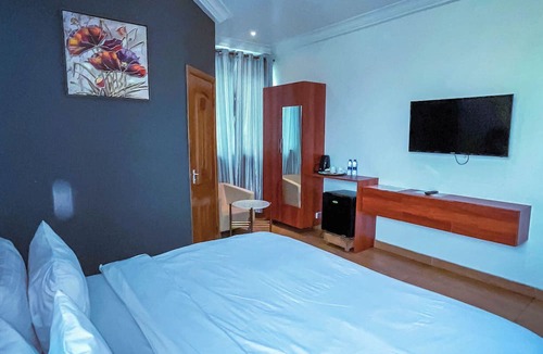 Nungua Central Hotel | RK Italian Boy Hotel