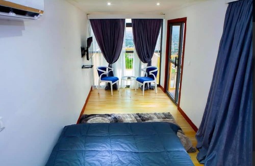 Dansoman Apartment | Villa D'Tuger
