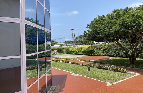 Nungua Hotel | Escondido Hotel