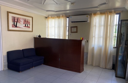 Nungua Hotel | Escondido Hotel