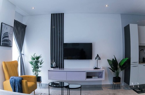 Osu Klottey Apartment | Spacious studio apartment @The SIgnature