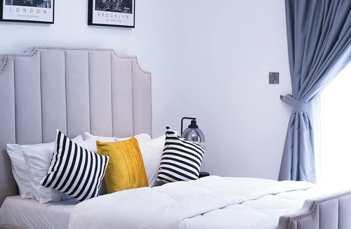 Osu Klottey Apartment | Spacious studio apartment @The SIgnature