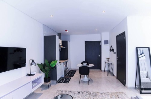 Osu Klottey Apartment | Spacious studio apartment @The SIgnature
