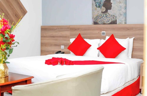 Accra Hotel | Ave Maria Hotel