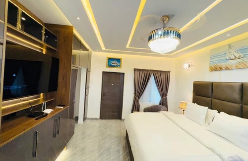 Bamahu Hotel | Kamara Lakeview Hotel