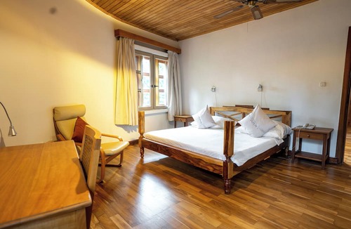 Accra Hotel | Esther's Hotel