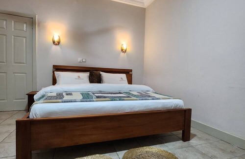 Teshie Bed & Breakfast | Yenas nest