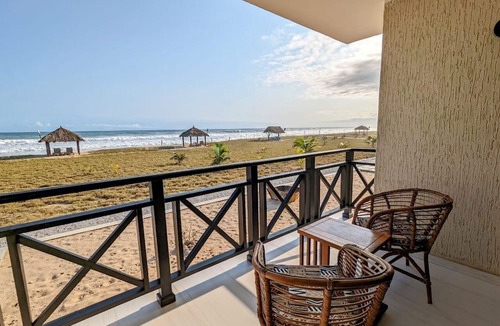 Ajumako Resort | Breezes Beach Resort