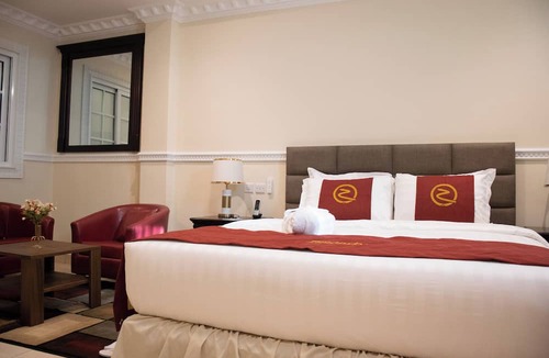Accra Hotel | Zimansky Hotel