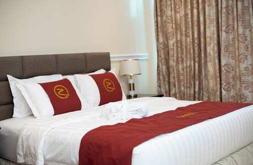 Accra Hotel | Zimansky Hotel