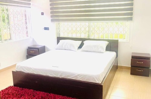 Koforidua House | Cosy Rooms Away in a Stunning House