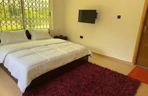 Koforidua House | Cosy Rooms Away in a Stunning House