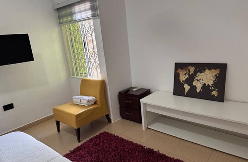 Koforidua House | Cosy Rooms Away in a Stunning House