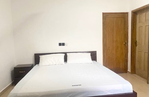 Koforidua House | Cosy Rooms Away in a Stunning House