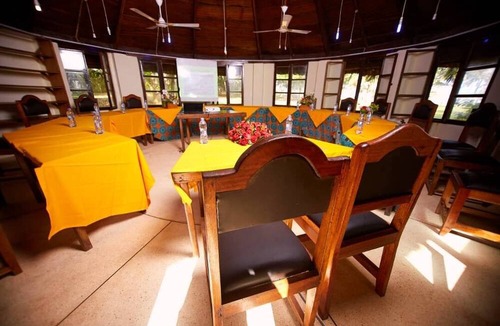 Axim Hotel | Ankobra Beach Resort