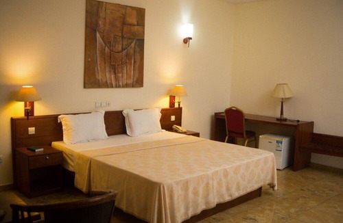 Lome Hotel | MARBELLA HOTEL