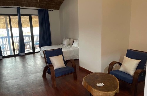 Lome Cabin | Marcelo Beach Club
