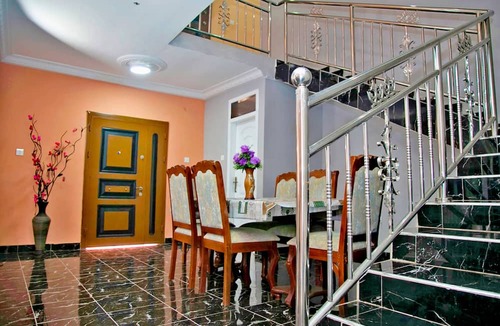 Taifa Hotel | Mays Haven