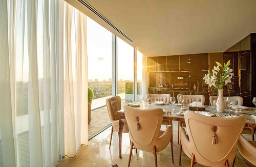 Osu Klottey Hotel | Number One Oxford Street Hotel & Suites