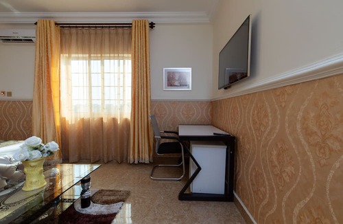 Teshie Hotel | AG Hotel and Suites