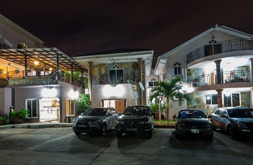 Cantonments Hotel | Midindi Hotel
