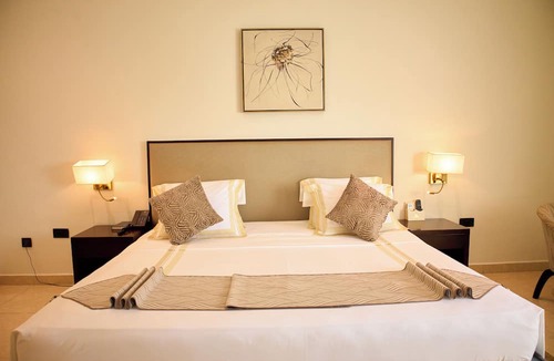 Tesano Hotel | Crystal Palm Hotel