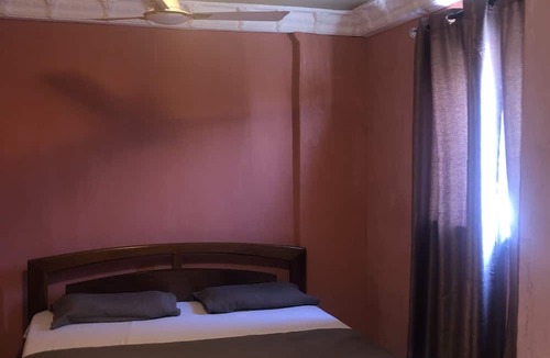 Teshie Hotel | Riklyn Hotel