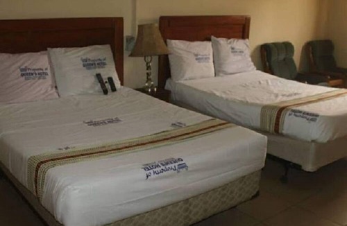 Ashaiman Hotel | Queens Hotel