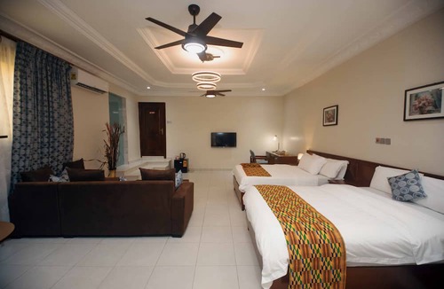 Teshie Hotel | Cocktail and Dreams Hotel