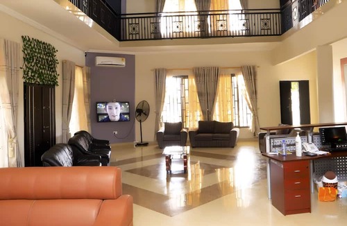 Kubease House | Osaah Bema lodge