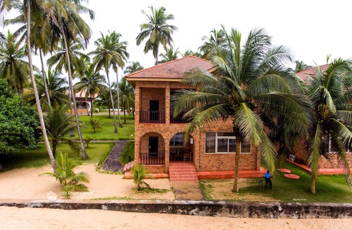 Elmina Hotel | Coconut Grove Beach Resort