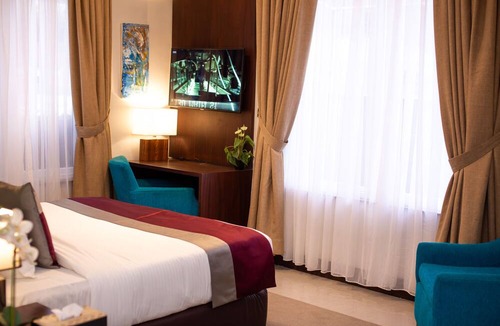 Nkwatia Hotel | Rock City Hotel