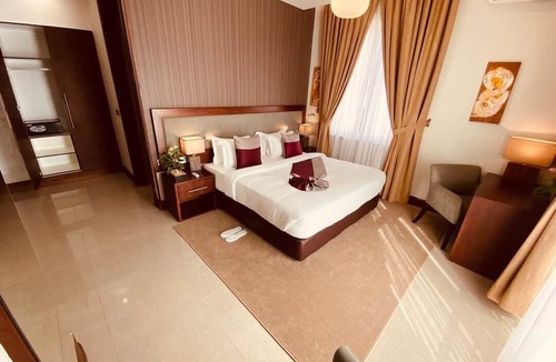 Nkwatia Hotel | Rock City Hotel