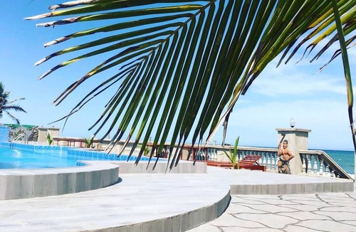 Prampram House | Coconut Pointe Villa & Beach Resort