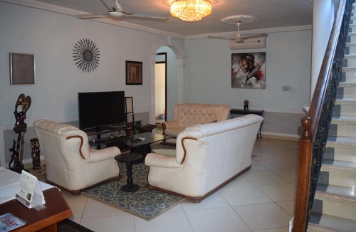 Prampram House | Coconut Pointe Villa & Beach Resort