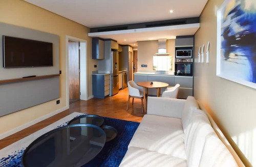 Lome Hotel | Hotel 2 Fevrier, Lome