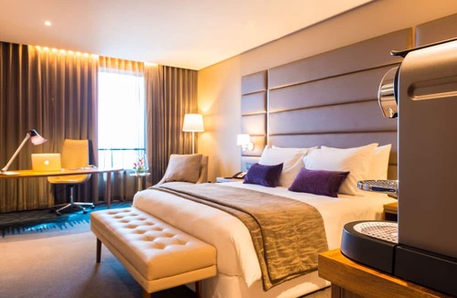 Lome Hotel | Hotel 2 Fevrier, Lome