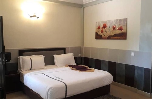 Kumasi Hotel | Sweet Garden Hotel