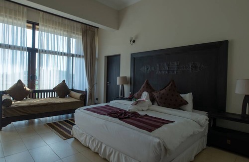 Cape Coast Hotel | Ridge Royal Hotel