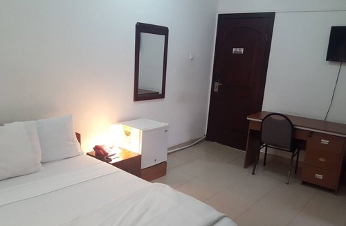 Adentan House | Restall Guest Lodge