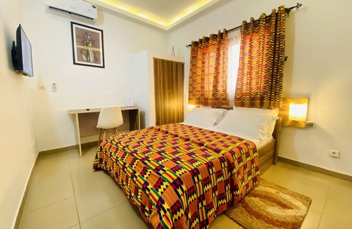Lome House | Grace Lodge
