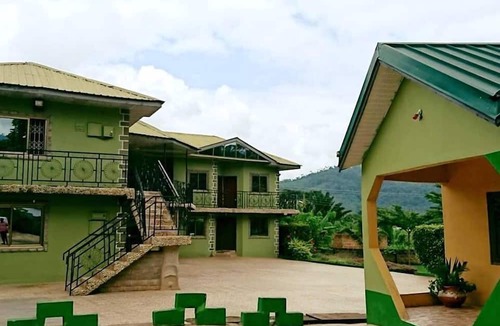 Kyebi Hotel | K archy Lodge